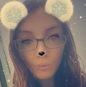 Meet your Posher, Leah